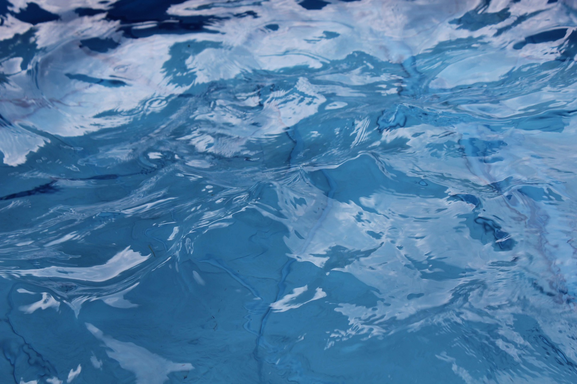 Agua piscina